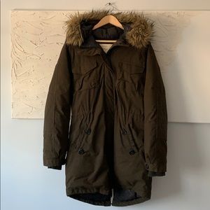 Aritzia Community Parka Dark Green